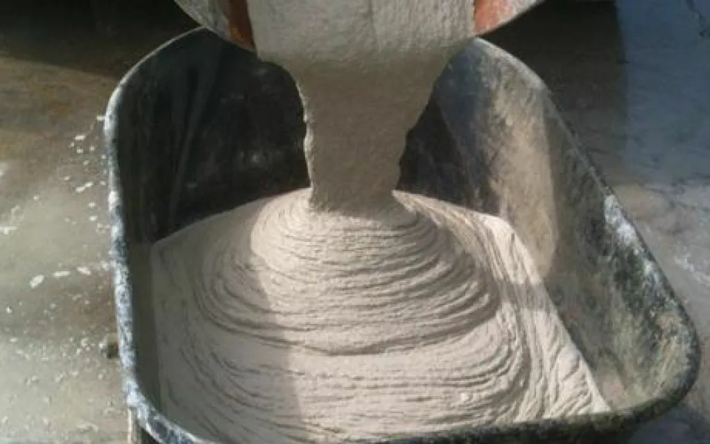 Пластификаторы и добавки: инновационный подход к улучшению бетонных конструкций - 1